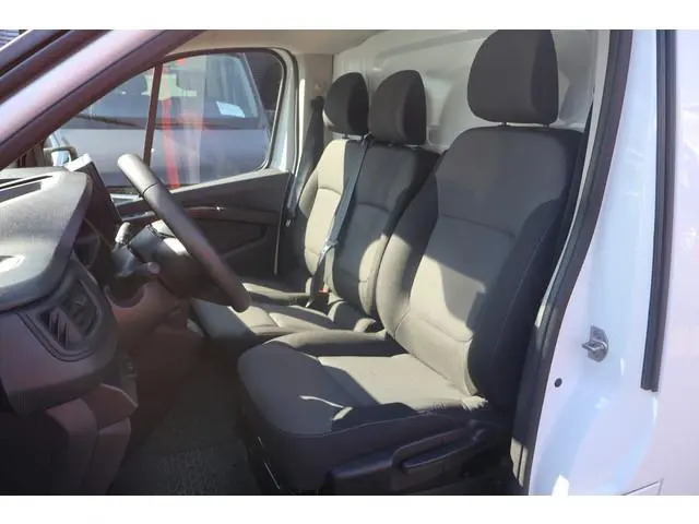 Renault Trafic 2.0 dCi 150PK Airco Navigatie