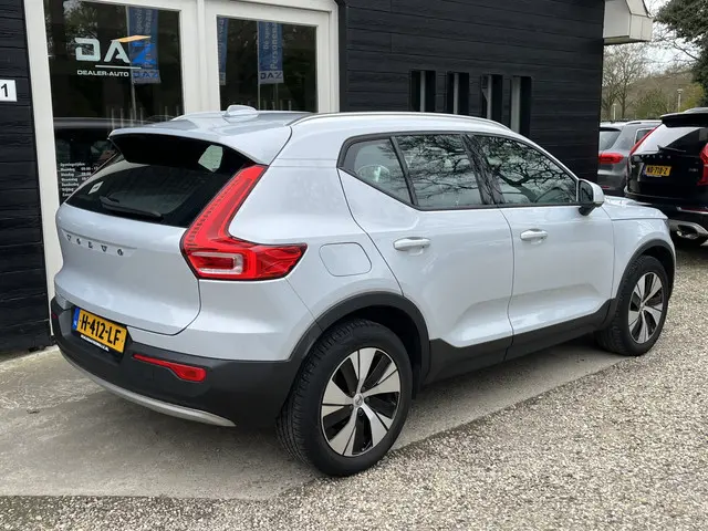 Volvo XC40 1.5 T5 Twin Engine Momentum Pro Aut/Ecc/Navi/Camera