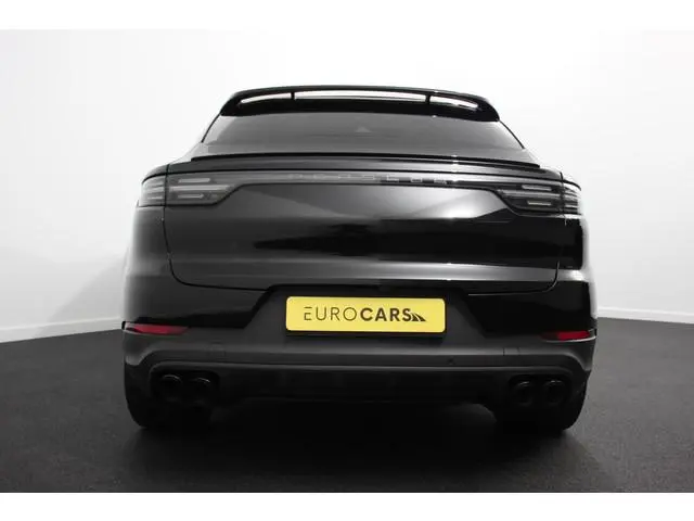 Porsche Cayenne Coupé 3.0 E-Hybrid 462pk Platinum Edition DEMO! Luchtvering Leder Panoramadak Camera...
