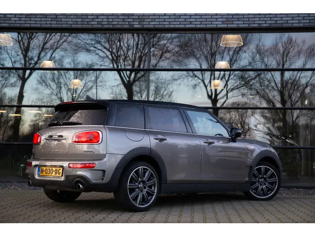 MINI Mini Clubman 2.0 Cooper S Chili Hyde Park , Carplay, Stoelverwarming, 192pk