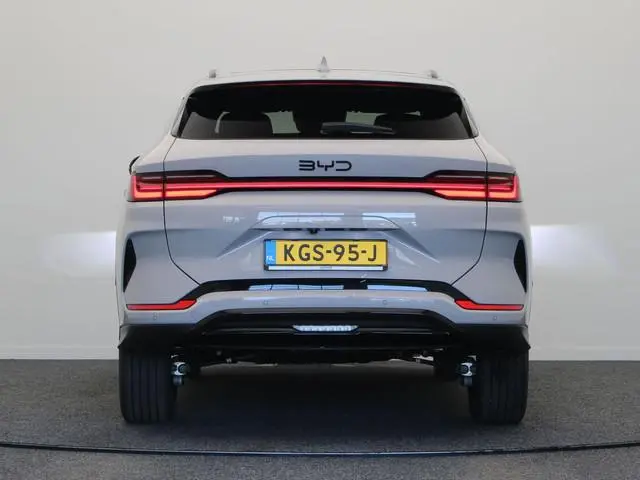 BYD SEAL U