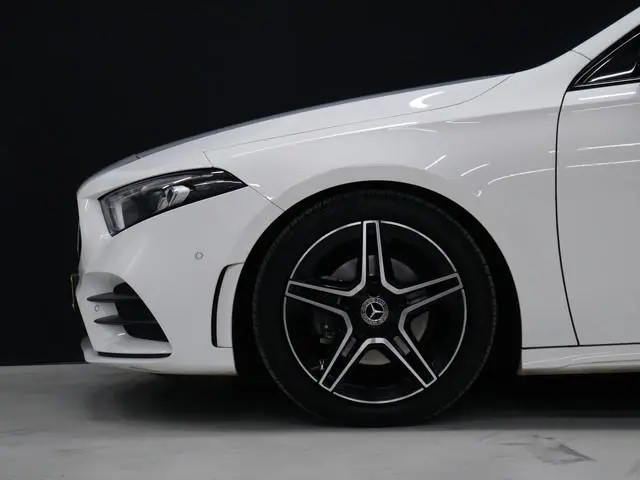 Mercedes-Benz A-klasse 200 Advantage AMG [SCHUIFDAK, CAMERA, VOL LEDER, STOELVERWARMING, SPORTSTOELE...