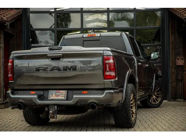 Dodge Ram 1500 5.7 V8 4x4 Crew Cab 5'7 Laramie Level 2 | luchtvering | panoramadak | .