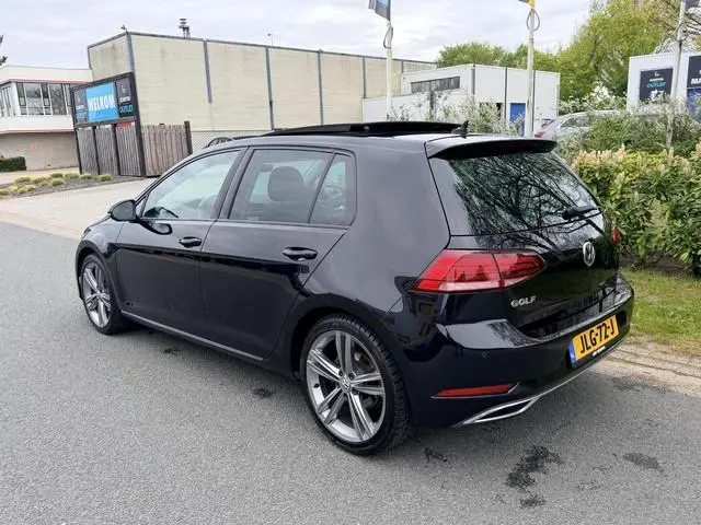 Volkswagen Golf 1.5 TSI DSG 150PK R-Line•Pano•Navi•Camera