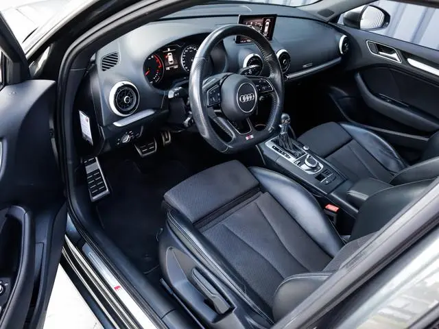 Audi A3 Sportback 1.5 TFSI CoD Sport S Line Edition 1e-Eig. & Dealer-Onderh. BOVAG-Garantie.