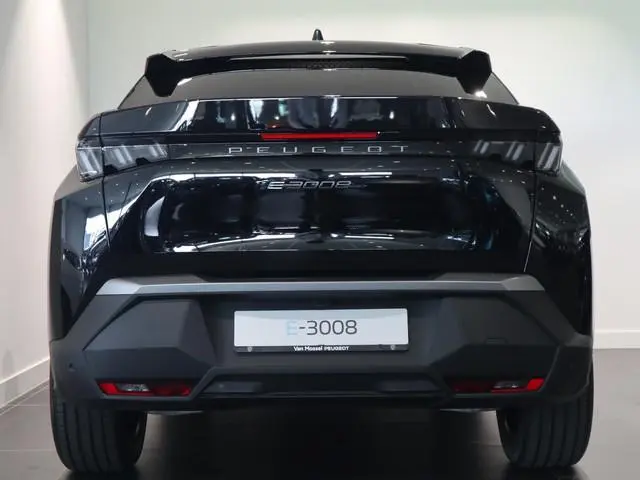 Peugeot e-3008 Allure 73 kWh  | 360 Camera | Warmtepomp | Carplay