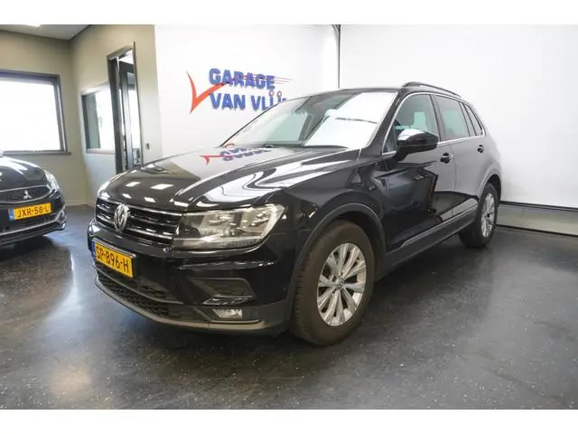 Volkswagen Tiguan 1.4 TSI ACT Comfortline Camera Trekhaak Carplay