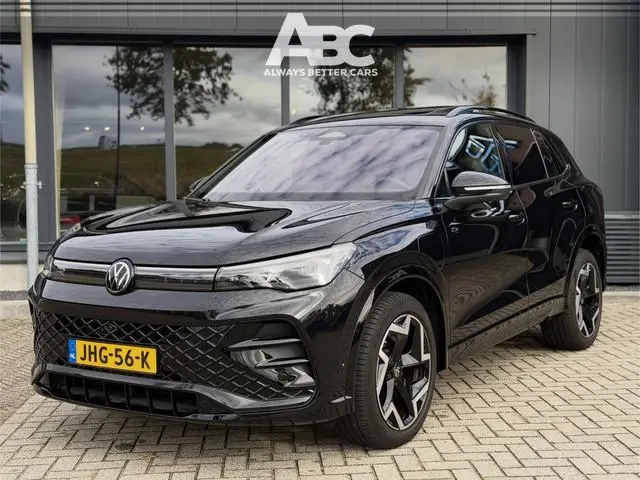 Volkswagen Tiguan 1.5 eHybrid R-Line Edition Massage HUD HK Pano