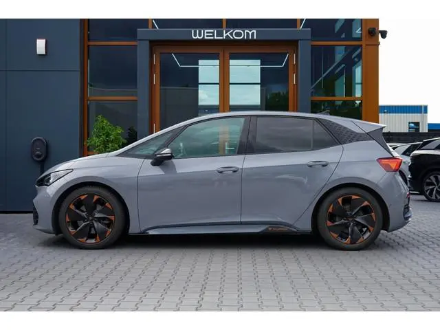 Cupra Born