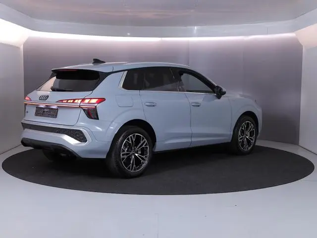 Audi Q3 1.5 e-hybrid S edition 272PK | 4jr garantie | S-line in & Exterieur | Blindspot | MMI plus |...