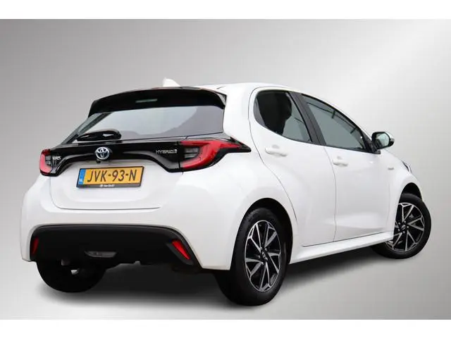 Toyota Yaris 1.5 Hybrid Dynamic Limited, Parkeercamera, Bleutooth.