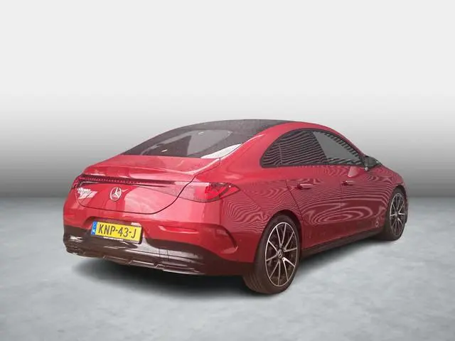 Mercedes-Benz CLA 180 Business Solution AMG | Night Pakket | Panoramadak | Trekhaak | DISTRONIC Afst...