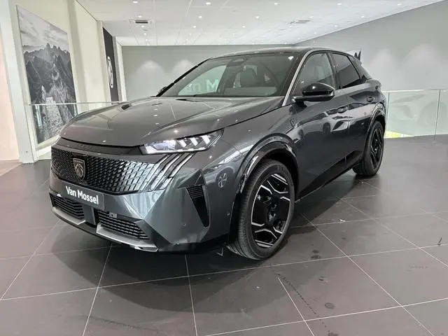Peugeot e-3008 GT Exclusive 210 73 kWh Volledig leder interieur