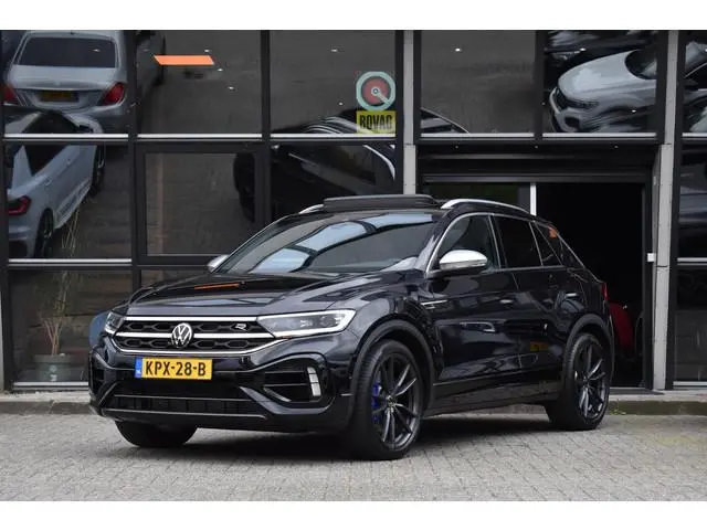 Volkswagen T-Roc 2.0 TSI 4Motion R Pano Akra Lane Camera ACC Trekhaak