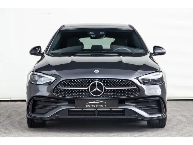 Mercedes-Benz C-klasse Estate 300 e AMG Nightpakket, Pano, Distronic, Trekhaak, Carplay, Hybrid 2023