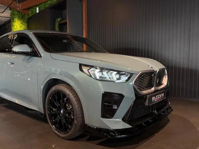 BMW iX2