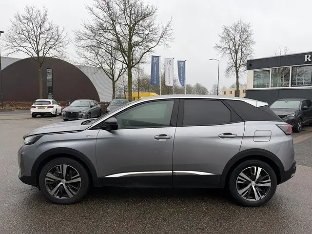 Peugeot 3008 1.6 HYbrid 225 Active Pack Business PHEV| RIJKLAAR!| DODE HOEK SENSOR| ACHTERUITRIJCAME...