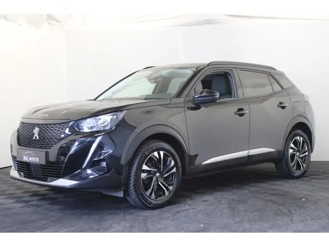 Peugeot 2008 1.2 PureTech Allure Pack |Navi|Camera|