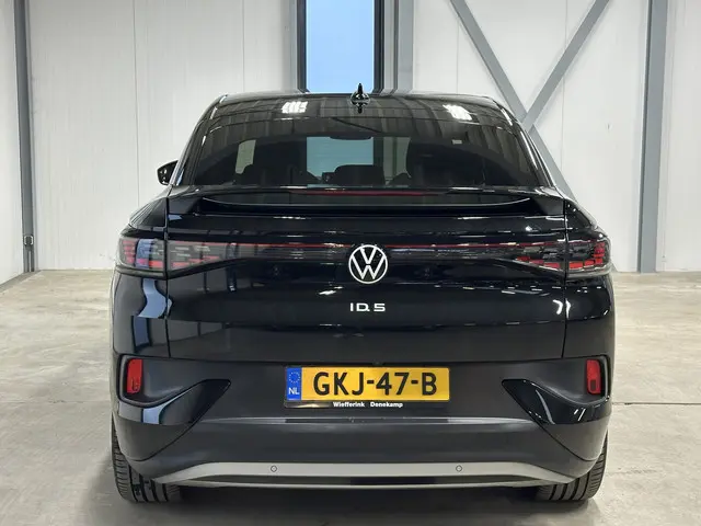 Volkswagen ID.5