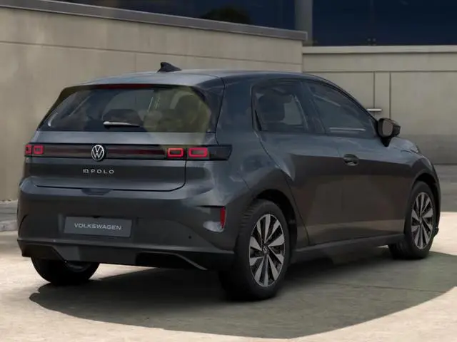 Volkswagen ID. Polo Life First Edition 52 kWh accu, 211 PK · Achteruitrijcamera · verwarmd stuurwiel...