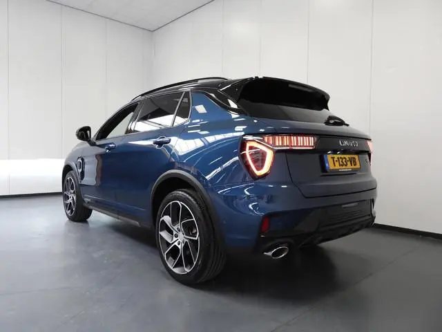 Lynk & Co 01 1.5 PHEV Plug-In ZWARTE HEMEL/360CAM/SCHUIFDAK/LED/20"LMV!
