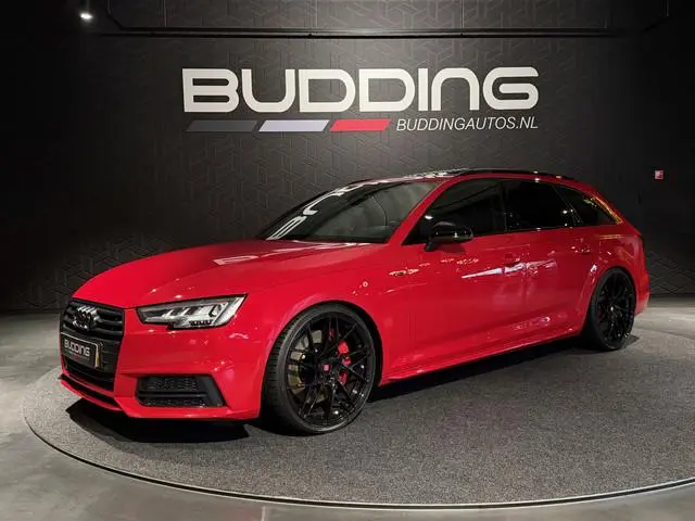 Audi A4 Avant 1.4 TFSI S-Line | Pano | Trekhaak | Massage | RS Seats | 20''inch
