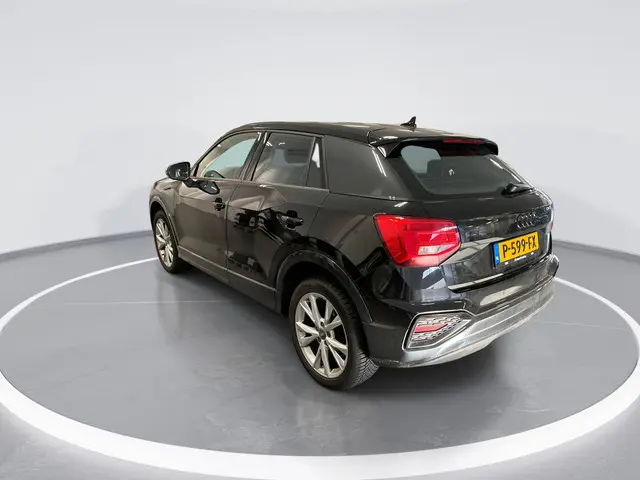 Audi Q2 35 TFSI 150pk S-tronic S Edition · Cruise Control · Navigatie · P-Sensoren · Keyless · Elek....