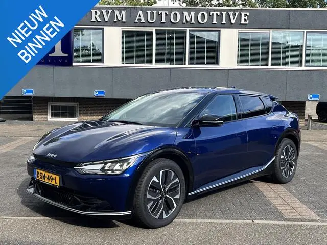 Kia EV6 Light 77.4 kWh VAN: 35.899,- VOOR: 31.877,- UW HERFSTVOORDEEL: 4.023,- SOH 100% | TREKHAAK |...