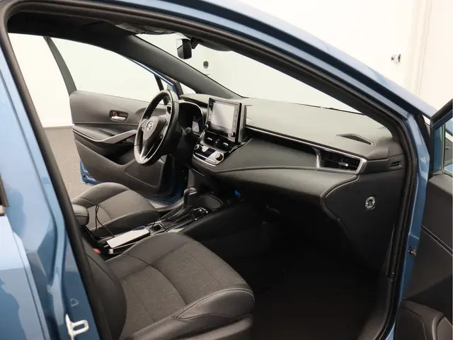 Toyota Corolla Touring Sports