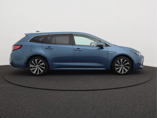 Toyota Corolla Touring Sports