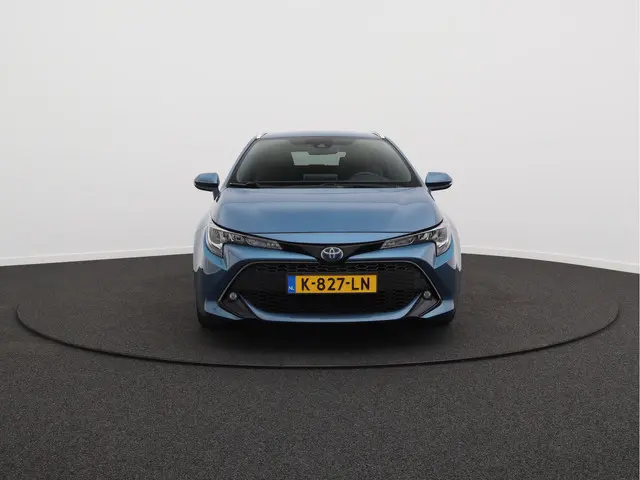 Toyota Corolla Touring Sports