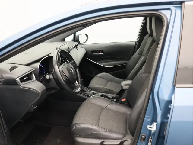 Toyota Corolla Touring Sports