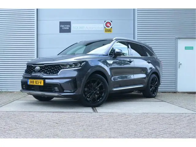 Kia Sorento 1.6 T-GDI Plug-in Hybrid 4WD ExecutiveLine 7p. 2 sets 19" wielen met zomer en 4-seizoene...