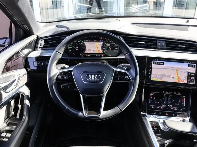 Audi e-tron
