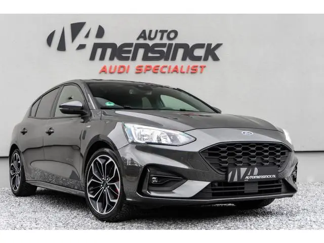 Ford Focus 1.5 EcoBoost Active Business / ST Line/ Touch Navigatie/ Cruise Control/ Sportonderstel/...