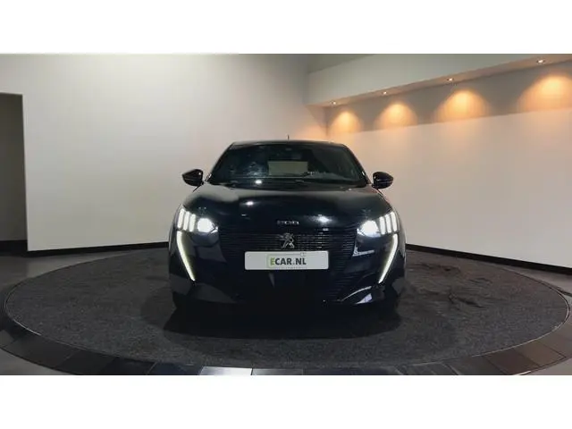 Peugeot e-208 EV GT Pack 50 kWh Panoramadak | leer-alcantara | 11 kW 3-fase