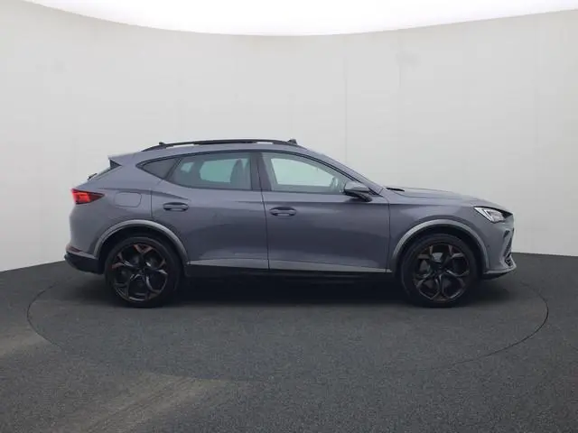 CUPRA Formentor 1.4e-Hybrid 180kW/245PK VZ DSG · Panoramadak · Camera + Parkeersensoren · Apple/Andr...