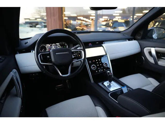 Land Rover Discovery Sport 1.5 P300e PHEV Dynamic SE