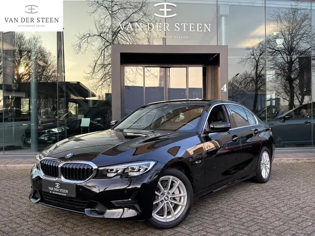 BMW 3-serie 330e eDrive Edition Sportstoelen | Dealer Onderhouden