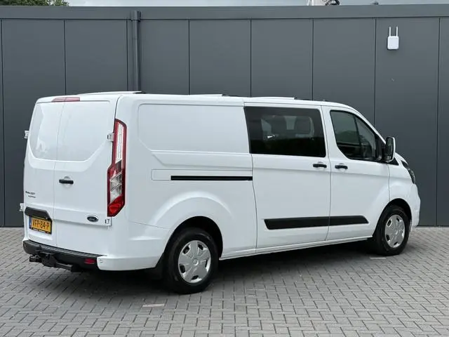 Ford Transit Custom 2.0 TDCI / L2H1 / DUBBELE CABINE / 1e EIG. / INRICHTING / TREKHAAK / CAMERA / 6-...
