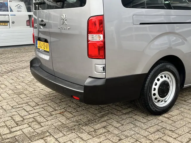 Peugeot Traveller