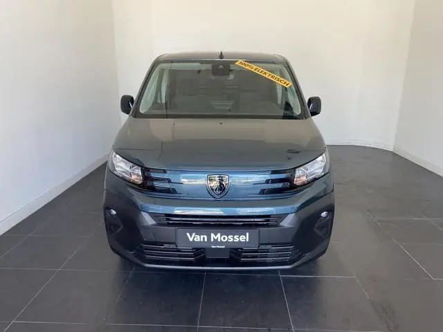 Peugeot e-Partner 136 L2 50 kWh | DEMO | AUTOMAAT |STUURVERWARMING | CLIMA |  CAMERA | ADAP. CRUISE...