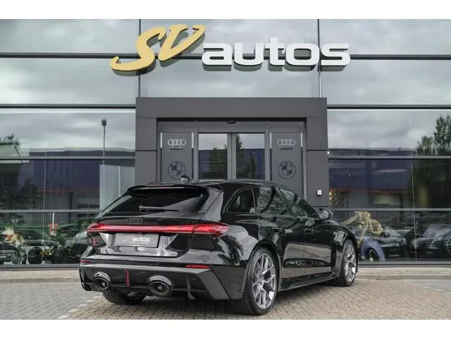 Audi RS5 Avant 2.9 V6 640pk e-Hybrid Panoramadak Keramisch Audi Exclusive Carbon pakket B&O Sportuit...