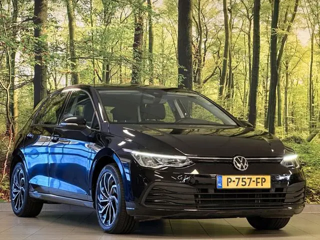 Volkswagen Golf 1.0 TSI Life | Adaptive Cruise Control | Parkeersensoren | Apple Carplay | Android A...