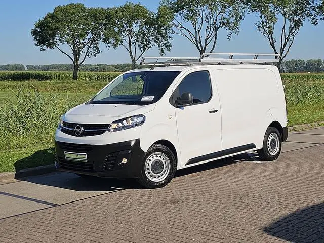 OPEL VIVARO 1.5 l2 nap euro6 3-zits!