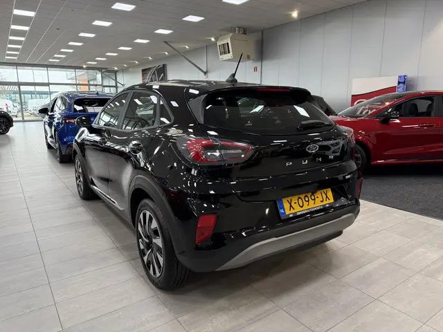 Ford Puma 1.0 EcoBoost Hybrid 125 pk Titanium Navigatie - Apple Carplay/ Android Auto - Achteruitrij...