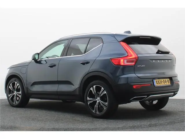 Volvo XC40 1.5 T5 Twin Engine Inscription Leer, Panoramadak, ACC, Camera, Apple Carplay, Elektrische...