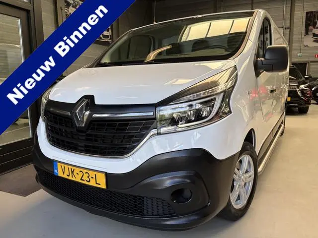 Renault Trafic 2.0 dCi 120 T29 L2H1 Comfort Carplay Navi, Side bars, Lichtmetalen velgen