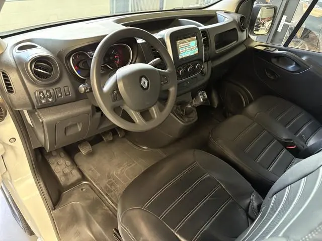 Renault Trafic 2.0 dCi 120 T29 L2H1 Comfort Carplay Navi, Side bars, Lichtmetalen velgen