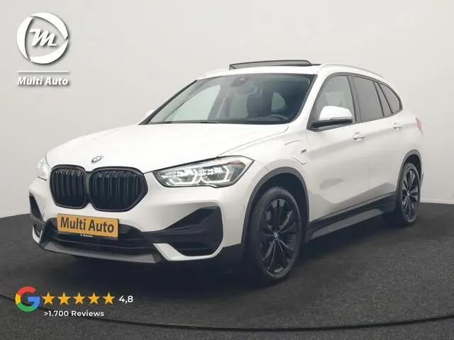 BMW X1 xDrive25e Advantage PHEV 221pk Dealer O.H. | Trekhaak Afn. | Panodak | Head Up | Camera | Har...